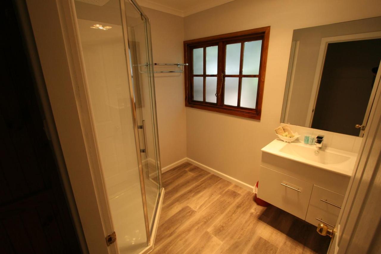 Cedar Cottages Blackmans Bay Экстерьер фото