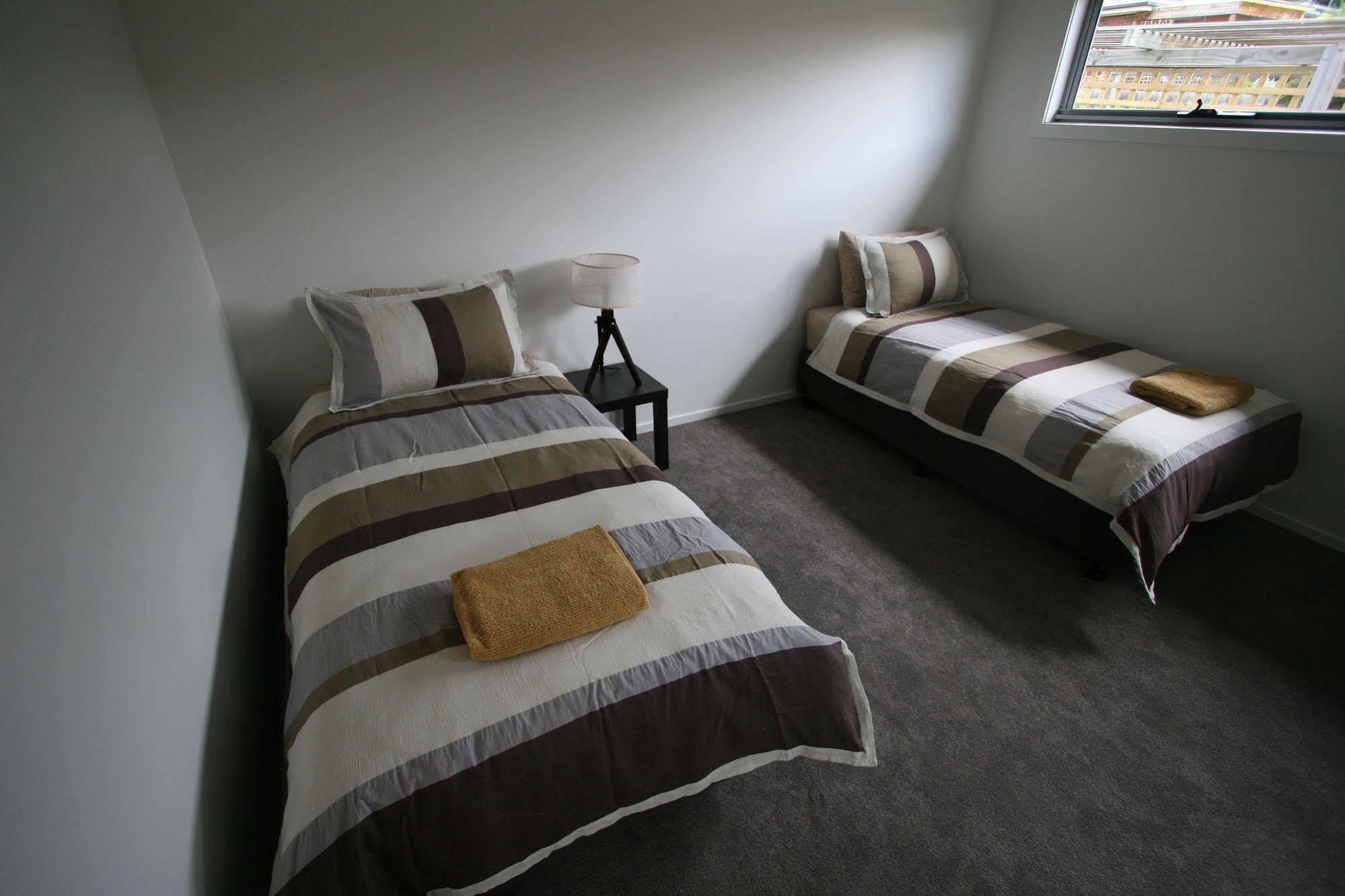 Cedar Cottages Blackmans Bay Экстерьер фото